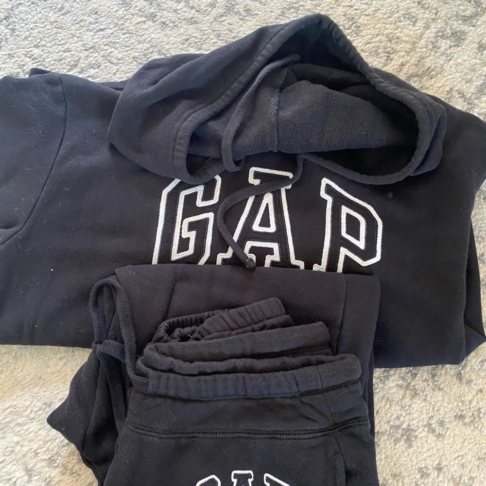 GAP Charcoal Hoodie and Joggers Ensemble